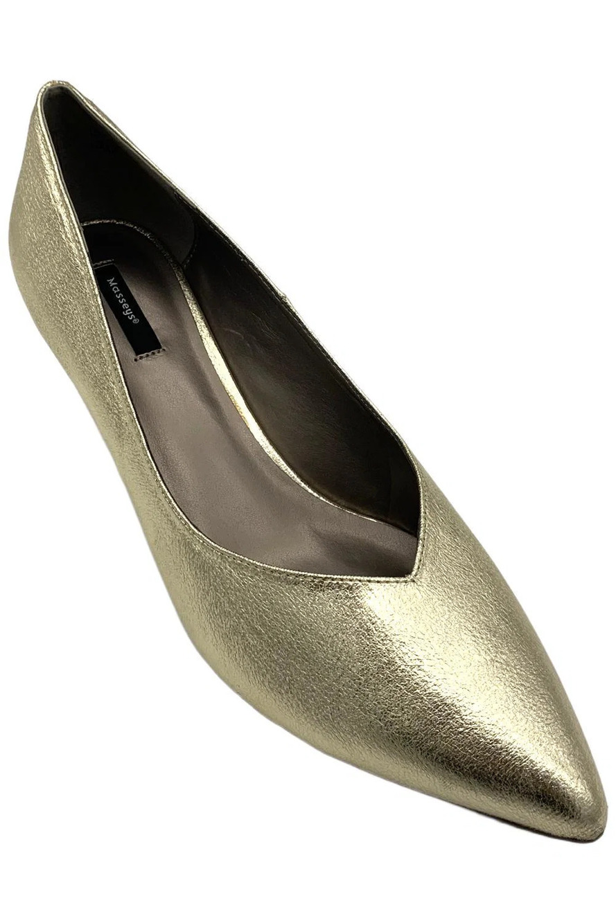 Masseys Women's Brianne Pump Gold - Wide